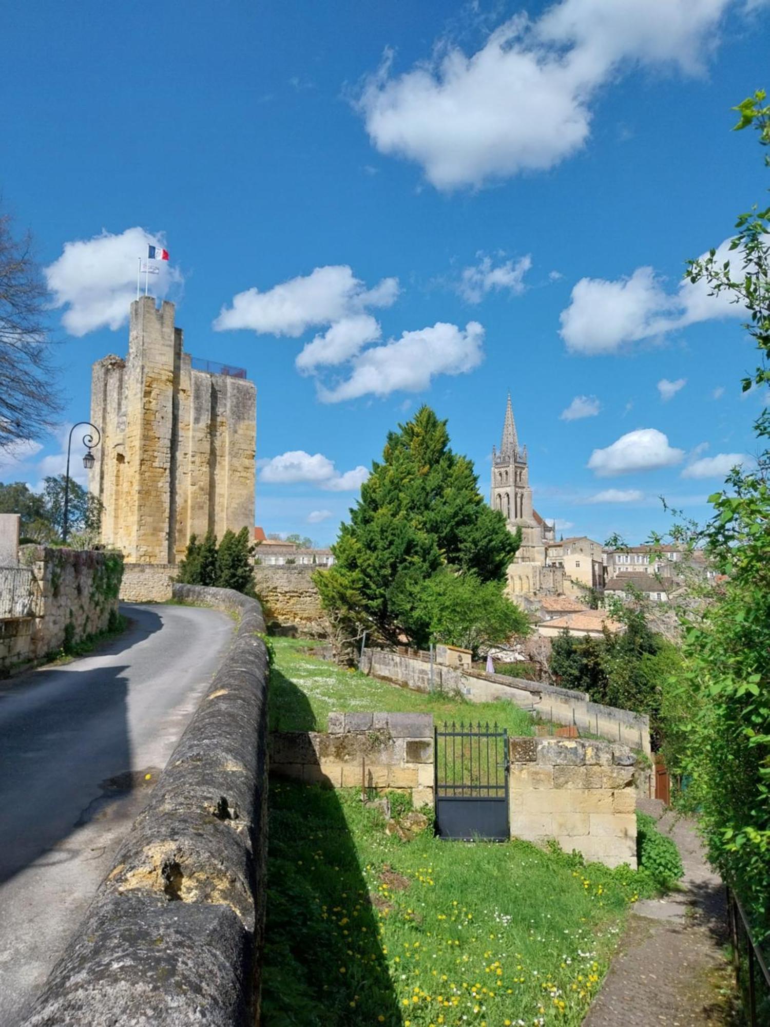 HôTes De Saint-Emilion II Lägenhet Exteriör bild